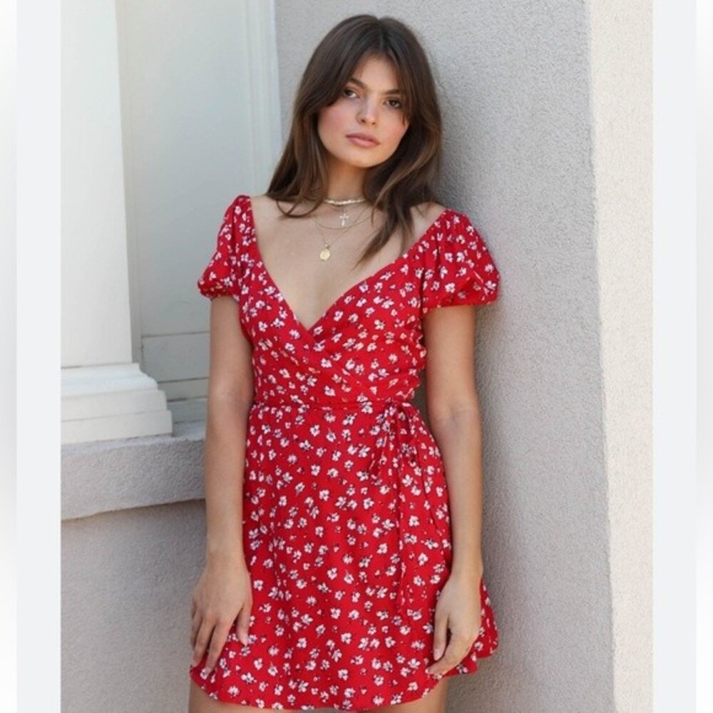 NWT Cotton Candy LA Floral Wrap Dress - Cherry Red Size small